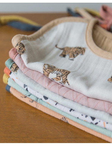 Baby Bib Rose milinane