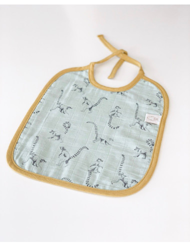 Petit bavoir pour bébé au motif lémurien