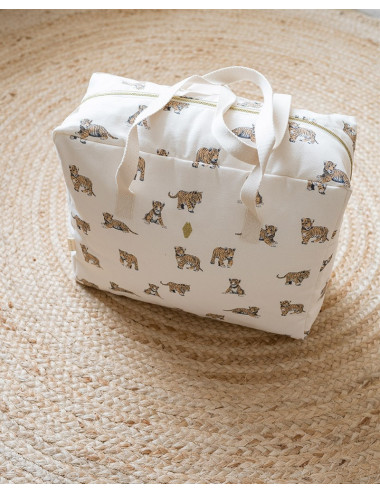 weekend bag for mom