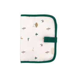 protege carnet de santé surfeur